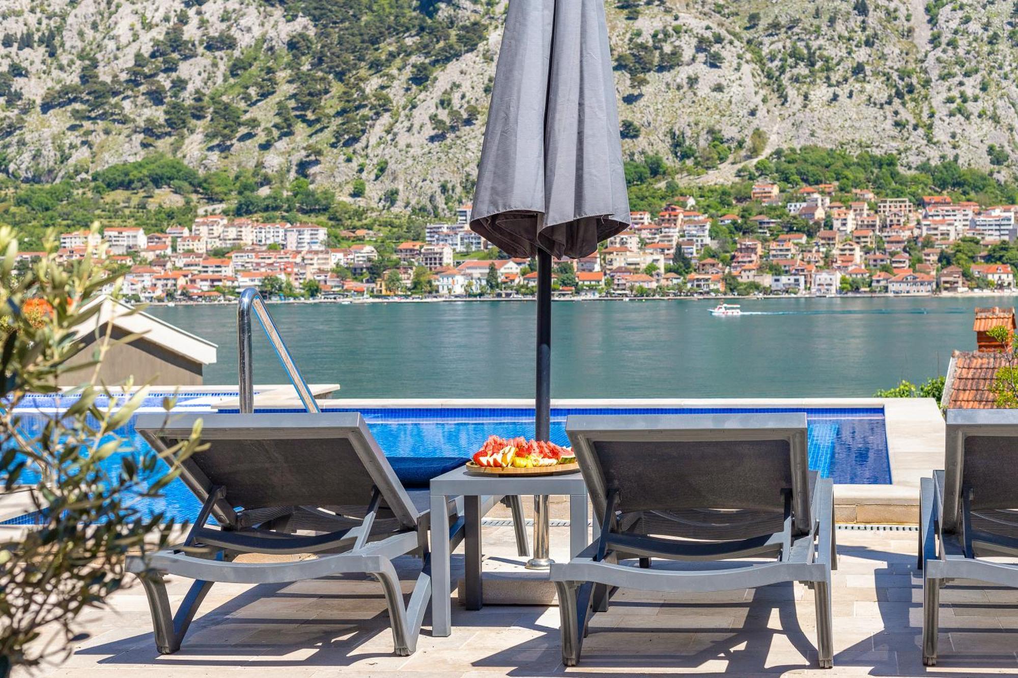 Dekaderon Lux Apartments Kotor Exterior foto